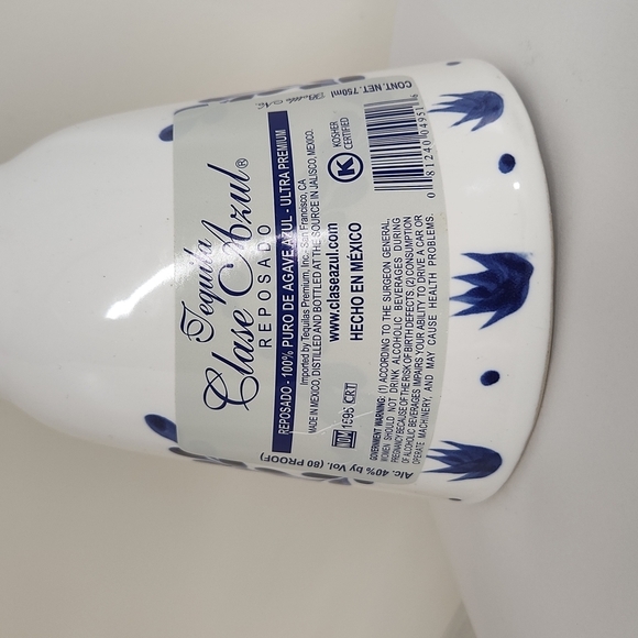 Beautiful Hand Painted Decorative Clase Casa Azul Ceramic Tequila Bottle… - Picture 2 of 6